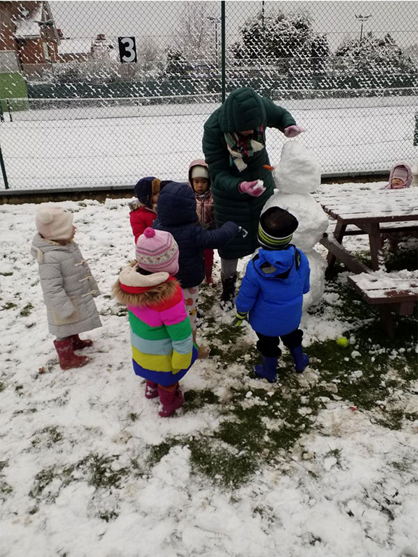 Snow Fun Day At Wimbledon Nursery